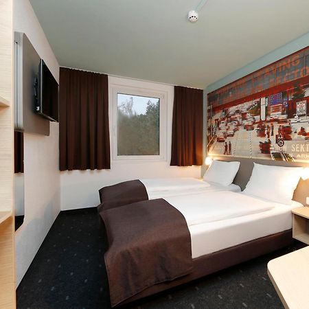 B&B Hotel Berlin-Dreilinden Kleinmachnow Kültér fotó