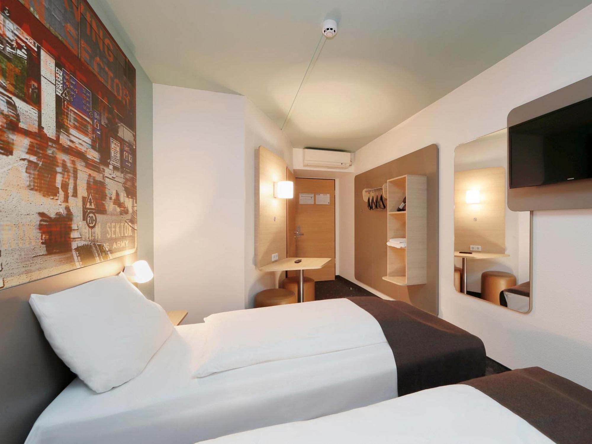 B&B Hotel Berlin-Dreilinden Kleinmachnow Kültér fotó