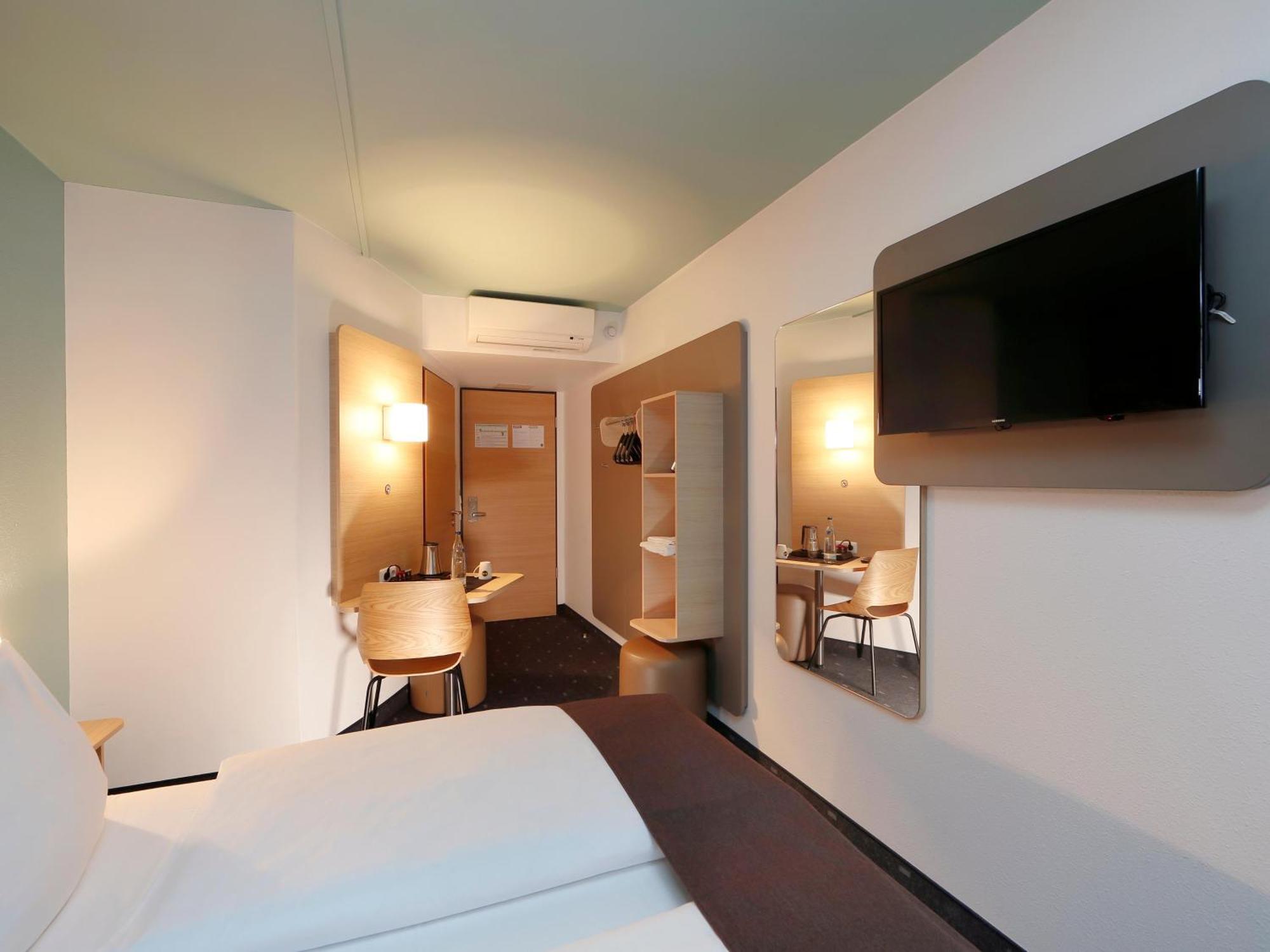 B&B Hotel Berlin-Dreilinden Kleinmachnow Kültér fotó