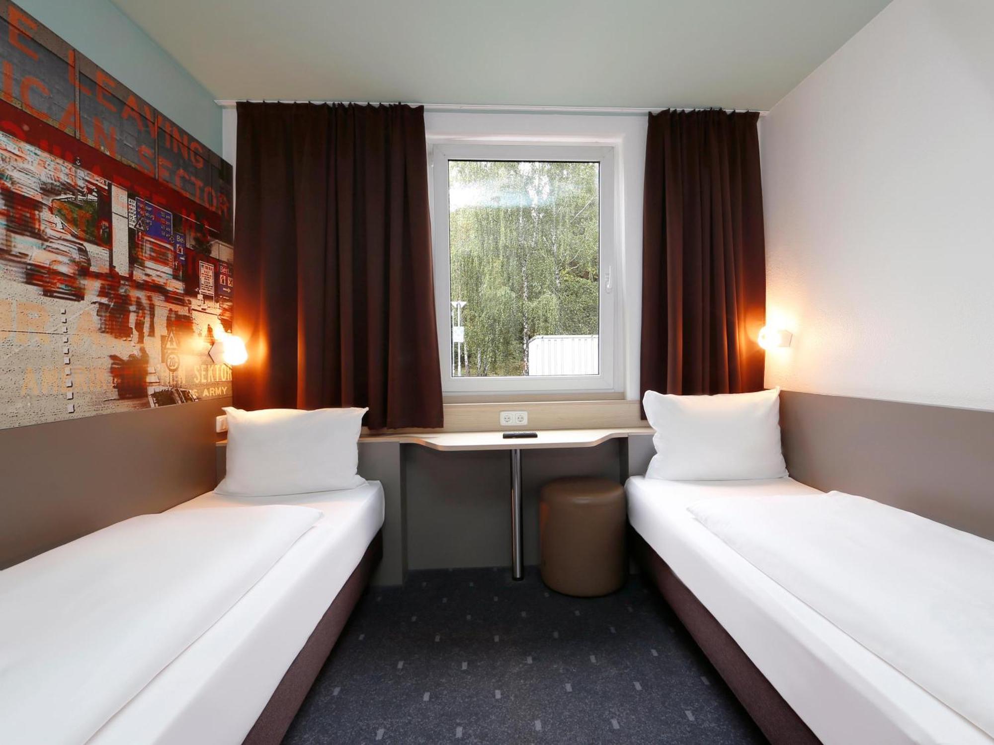 B&B Hotel Berlin-Dreilinden Kleinmachnow Kültér fotó