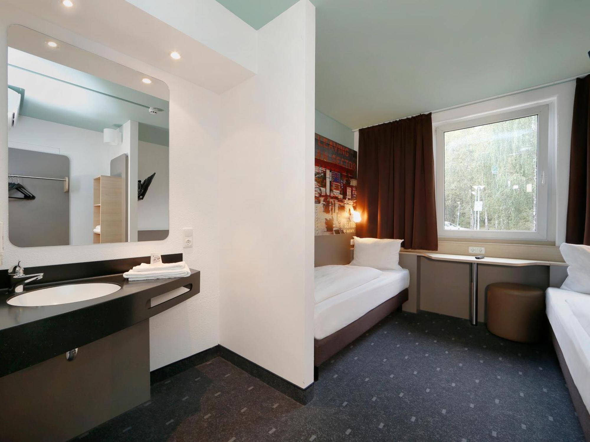 B&B Hotel Berlin-Dreilinden Kleinmachnow Kültér fotó