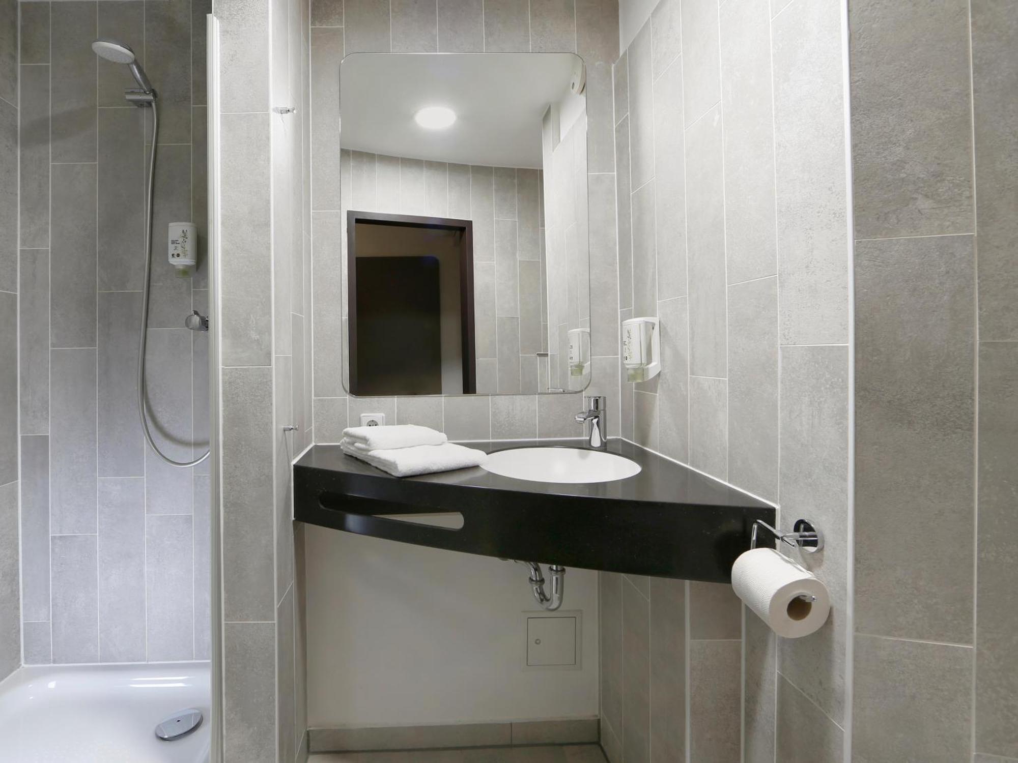 B&B Hotel Berlin-Dreilinden Kleinmachnow Kültér fotó